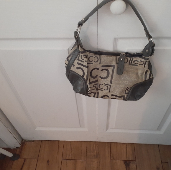 Pocketbook - Picture 3 of 3